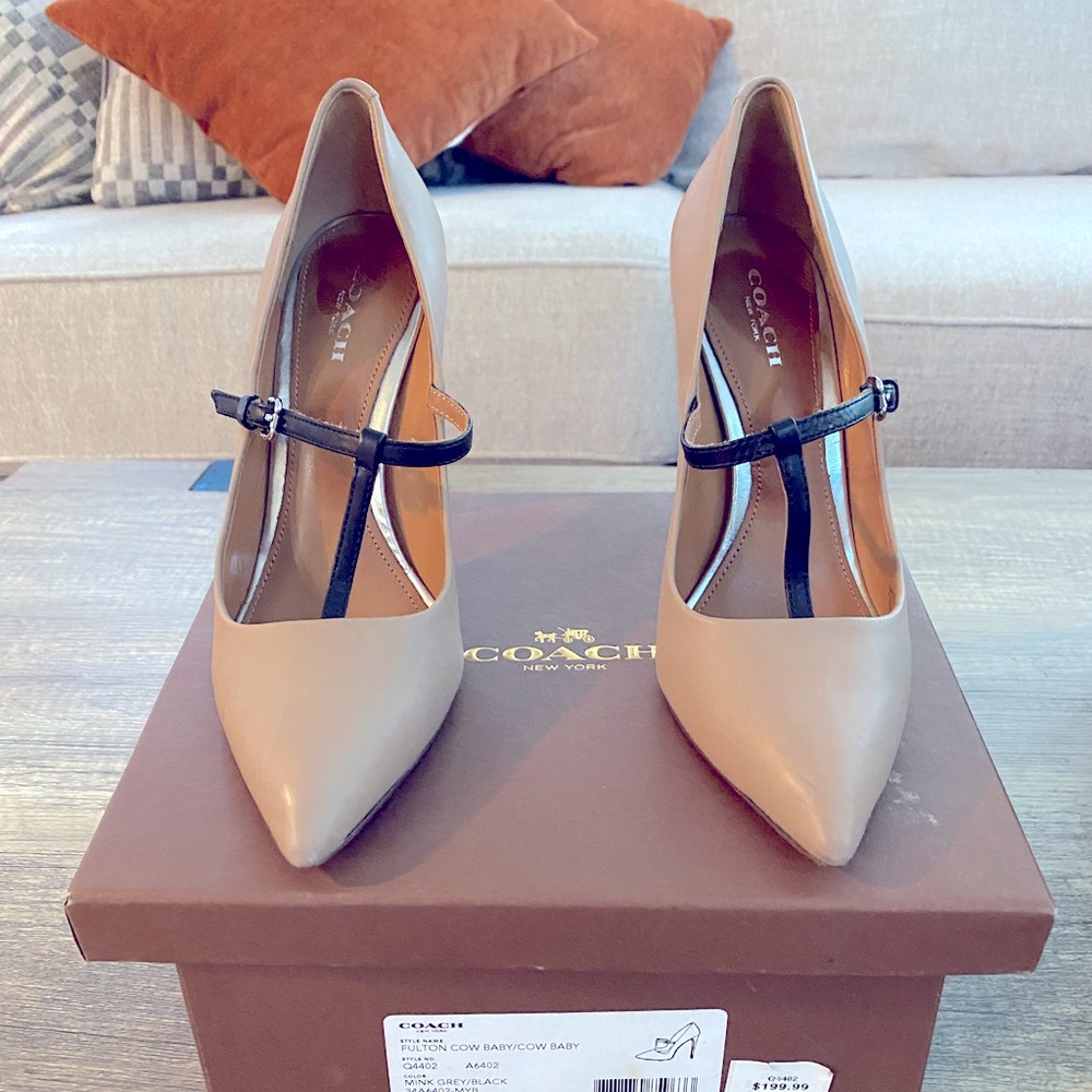 Coach
Grey Black (Mink Grey Soft Neutral) Fulton Cow Baby T-strap Pumps